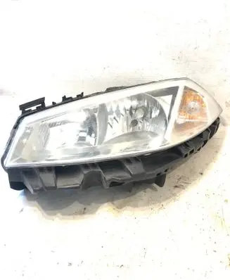 Renault Megane II Headlight/headlamp 8200476428 89306993 539904HC
