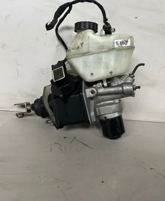 Mercedes-Benz E W211 Master brake cylinder 0004300312