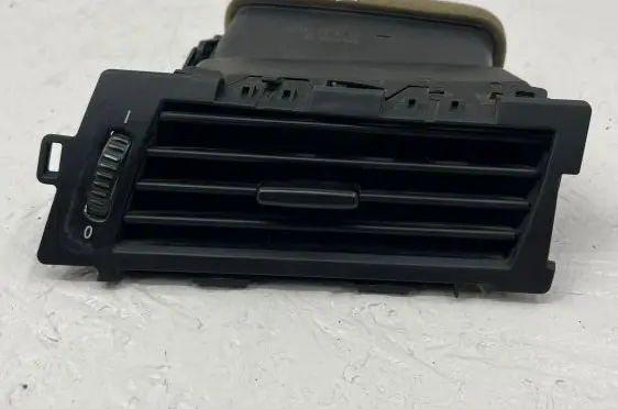 BMW 5 E60 E61 Dashboard side air vent grill/cover trim 64226910732 14121810 5113001