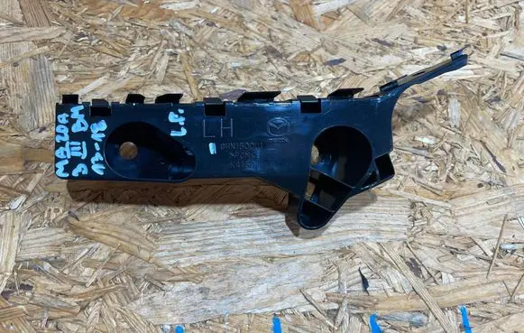 Mazda 3 III Front bumper mounting bracket BHN1500U1 S2508N063-I