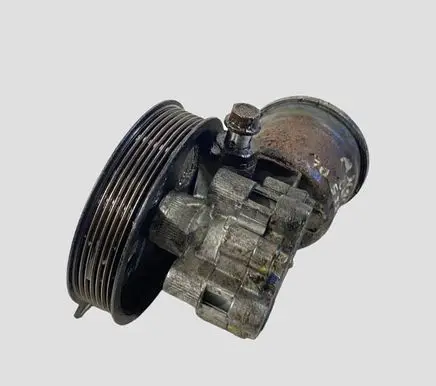 Toyota Avensis T250 Power steering pump