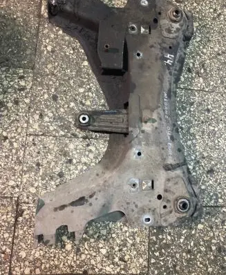 Renault Megane II Front subframe