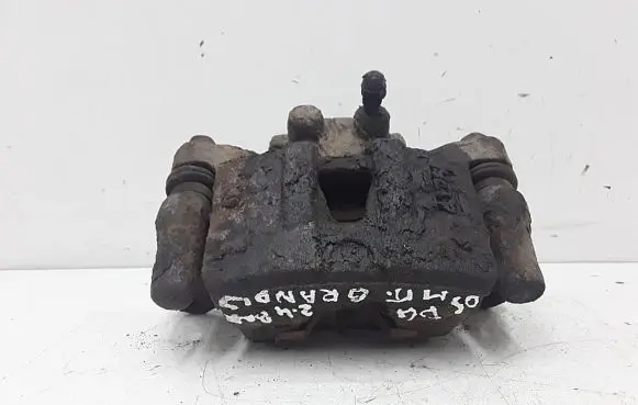 Mitsubishi Grandis Rear brake caliper