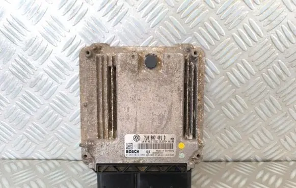 Volkswagen Touareg I Engine control unit/module 7L0907401D