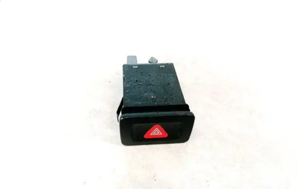 Volkswagen Golf IV Hazard light switch 1J0953235F