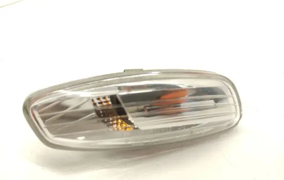 Peugeot 308 Front fender indicator light E20105033