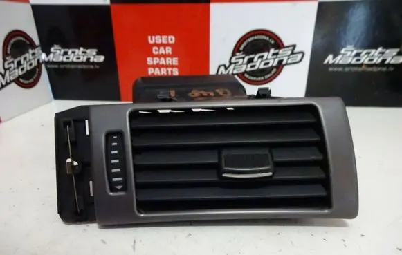 Audi A6 S6 C5 4B Dash center air vent grill 4B1820902