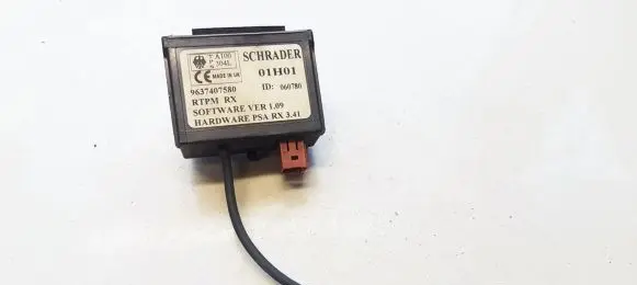 Peugeot 607 Door control unit/module 9637407580