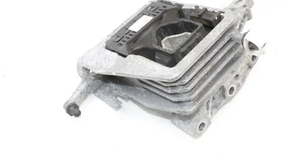 BMW X1 F48 F49 Engine mount bracket 6875630