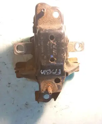 Skoda Fabia Mk2 (5J) Gearbox mount 6Q0199555