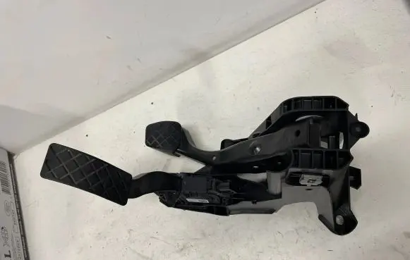 Seat Leon (5F) Pedal assembly 5Q1721058 5Q1723503