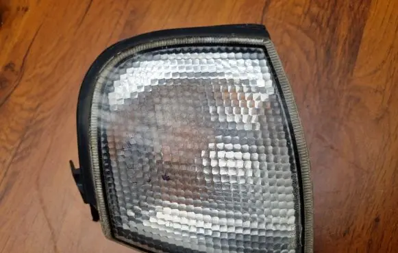 Nissan Primera Front indicator light 6R01811 016811