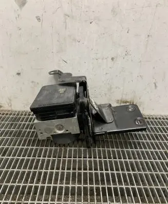 Volkswagen Jetta VII ABS Pump 5Q0614517 5Q0614517CT