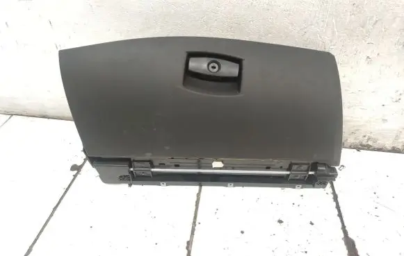 BMW 5 E60 E61 Glove box 7034080 51167034080