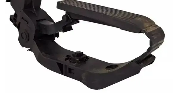 Mercedes-Benz E W211 Accelerator throttle pedal A2113000404