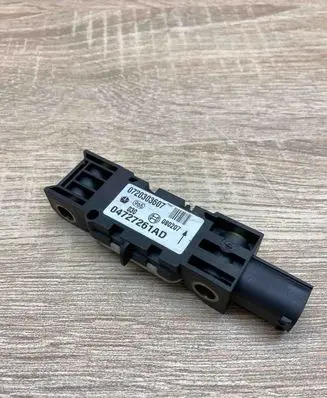 Chrysler Voyager Airbag deployment crash/impact sensor 04727261AD 0720303607