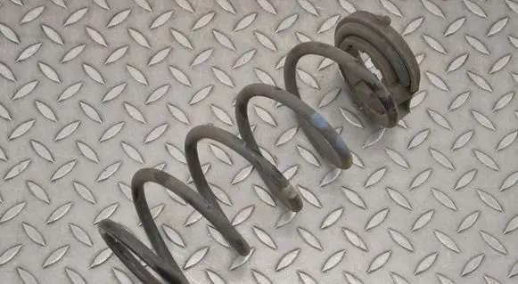 Mercedes-Benz B W247 Rear coil spring
