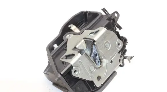 BMW 3 E92 E93 Front door lock 7167073
