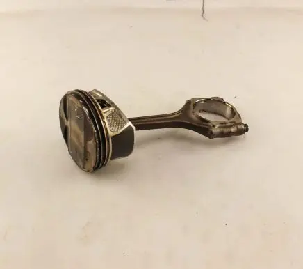 Piston