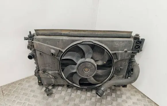 Opel Zafira C Radiator set 13267647 39074650 39074865