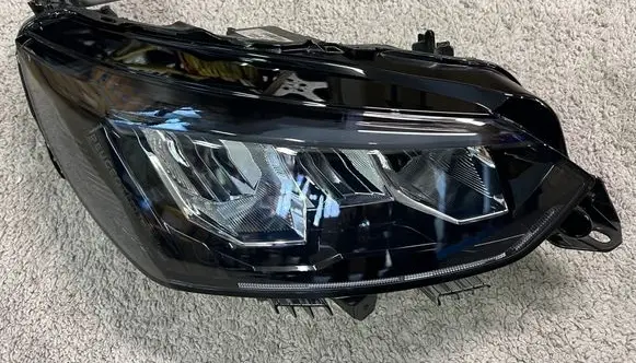 Peugeot 2008 II Headlight/headlamp 73312206 9833036180 733122067573