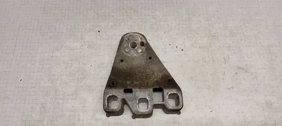 Volkswagen Transporter - Caravelle T5 Engine mounting bracket 7E0199207