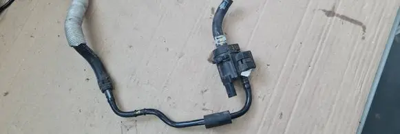 Audi A4 S4 B9 Turbo solenoid valve 06M906517C