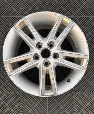 Hyundai i30 R17 alloy rim 52910-2L310