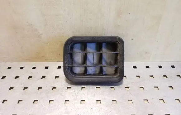Skoda Fabia Mk2 (5J) Quarter panel pressure vent 1H0819465E