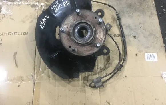 KIA Sportage Front wheel hub