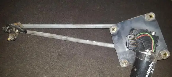 Mitsubishi Carisma Front wiper linkage and motor