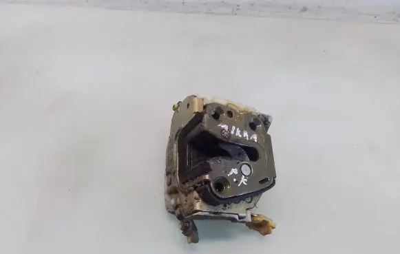 Nissan Micra Front door lock