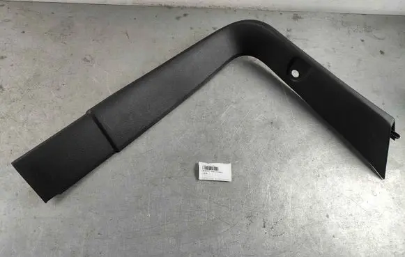 Volvo XC40 Tailgate trim 30747057