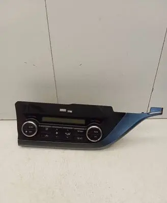 Toyota Auris E180 Climate control unit 75F542