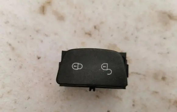 Land Rover Evoque I Central locking switch button BJ3214017AB 10022705 SN500251132061