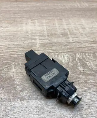 Volvo XC90 Brake pedal sensor switch 8622064 02W292