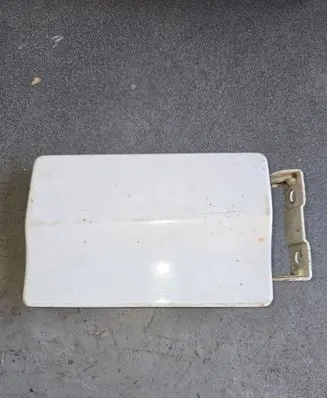 Mercedes-Benz Vito Viano W638 Fuel tank cap trim 