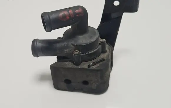 BMW 5 F10 F11 Electric auxiliary coolant/water pump 9239313 17669711 704077140