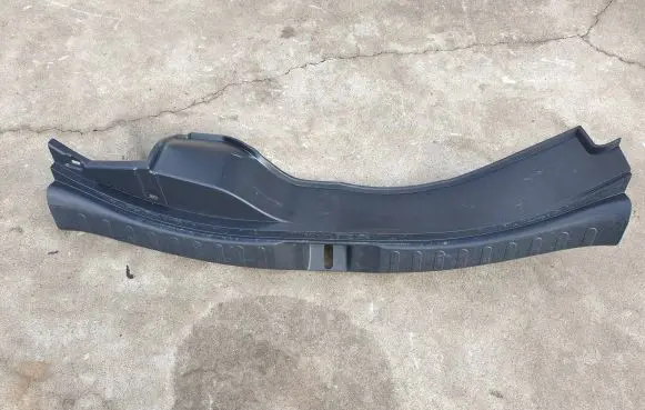Toyota RAV 4 (XA40) Trunk/boot sill cover protection 5838742120