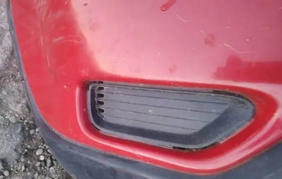 Honda CR-V Front bumper lower grill