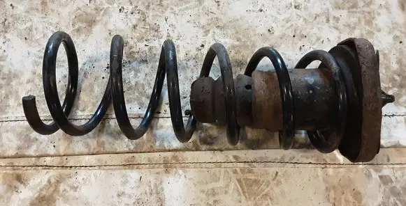 Ford Mondeo MK IV Rear coil spring
