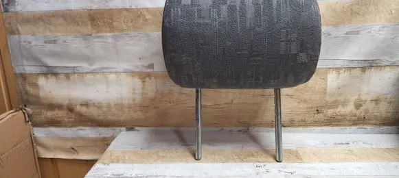 Toyota Previa (XR30, XR40) II Rear seat headrest 