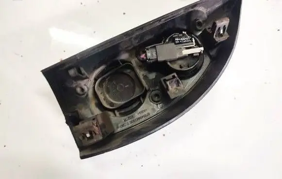 Side speaker trim/cover