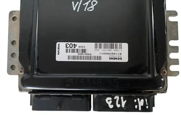 Volvo S40, V40 Engine control unit/module P30614403 S118245001