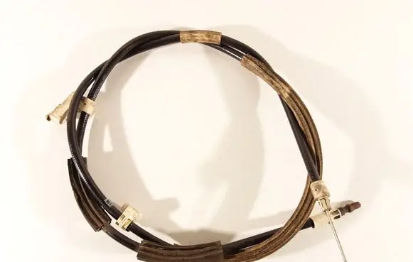 Handbrake/parking brake wiring cable