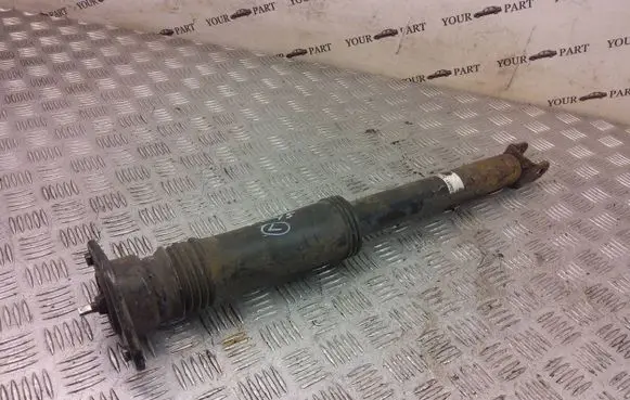 Hyundai i40 Rear shock absorber/damper 55311-3Z780