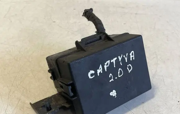 Chevrolet Captiva Relay mounting block