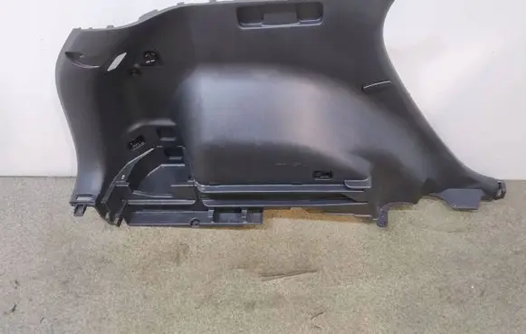 Hyundai Tucson TL Front door card panel trim 
