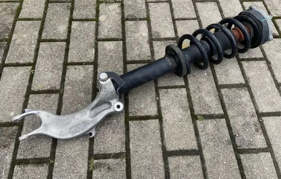 Audi Q7 4M Front shock absorber with coil spring 4M0413031AB 4M0031AB 4M0413037F