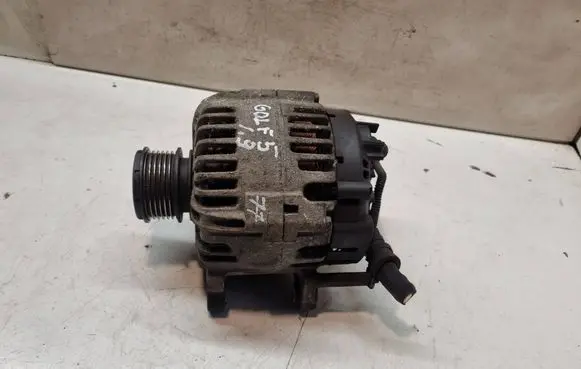 Volkswagen Golf V Generator/alternator 06F903023C